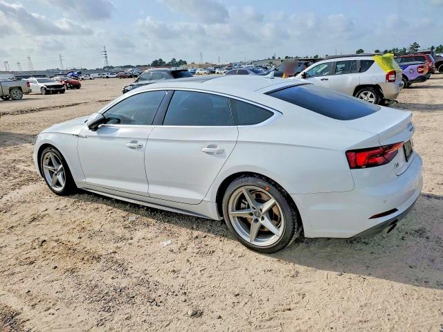 Aukcja sprzedaży 2018 Audi A5, vin: WAUENCF5XJA058315, numer aukcji: 58305326