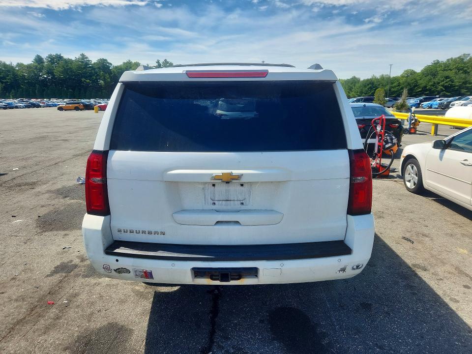 58832196 :رقم المزاد ، 1GNSKJKC1FR300402 vin ، 2015 Chevrolet Suburban مزاد بيع