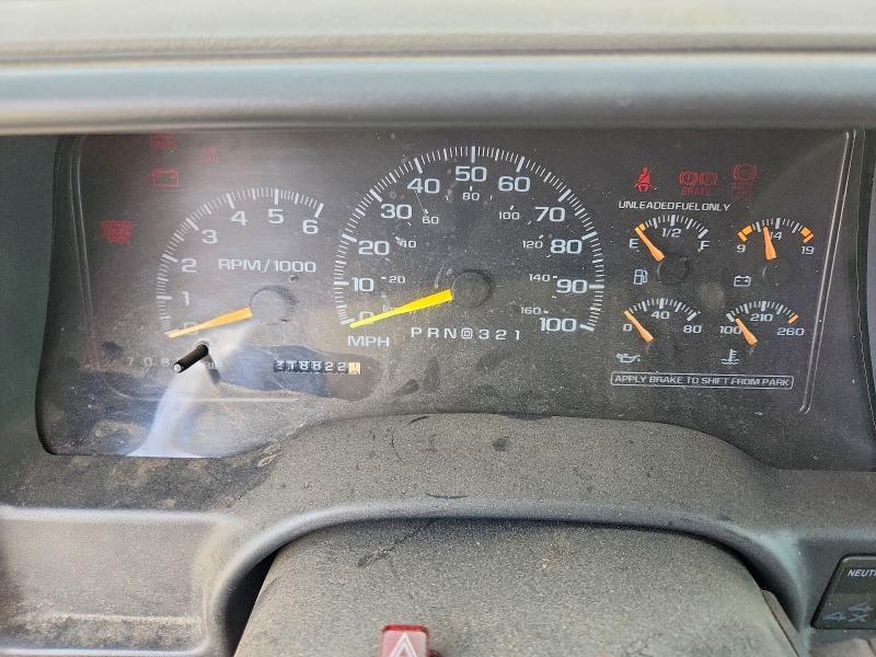 Продажа на аукционе авто 1999 Gmc Suburban, vin: 1GKFK16R4XJ802673, номер лота: 58721306