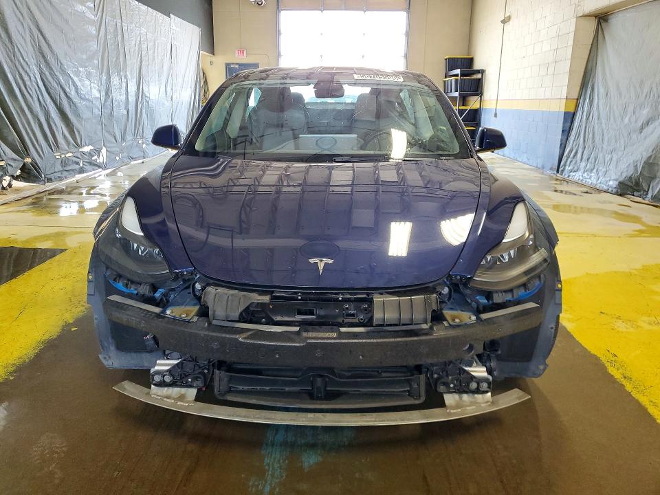 2022 Tesla Model 3 მანქანა იყიდება აუქციონზე, vin: 5YJ3E1EA7NF371011, აუქციონის ნომერი: 56705596