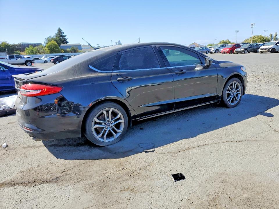 59341566 :رقم المزاد ، 3FA6P0HD9HR187656 vin ، 2017 Ford Fusion مزاد بيع