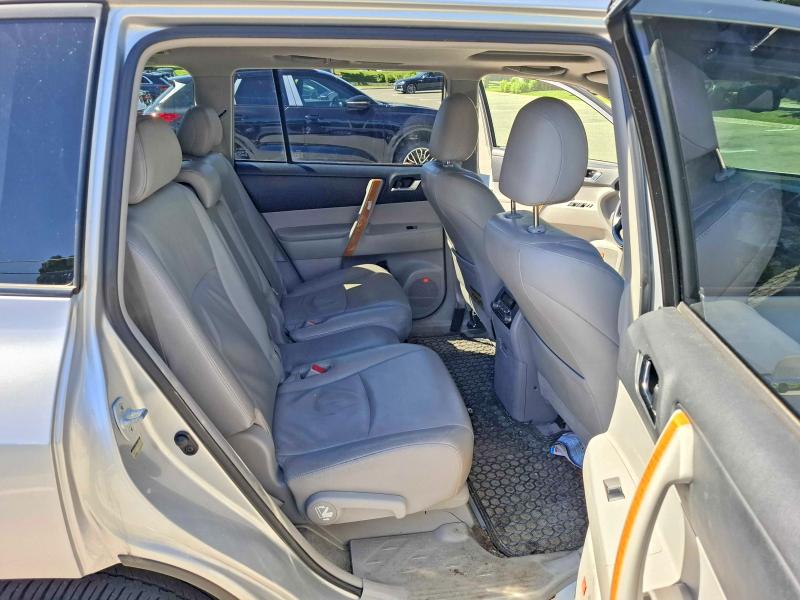 57624026 :رقم المزاد ، JTEEW44A892030097 vin ، 2009 Toyota Highlander مزاد بيع