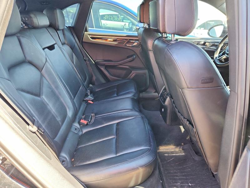 57092076 :رقم المزاد ، WP1AB2A51GLB40926 vin ، 2016 Porsche Macan مزاد بيع
