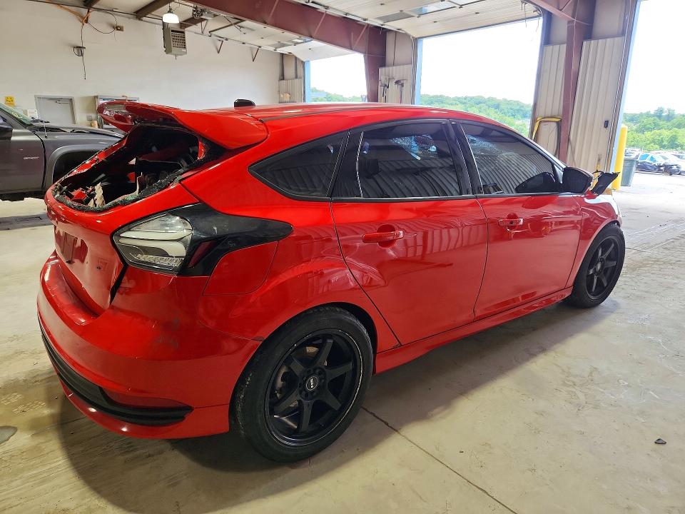 Продажа на аукционе авто 2016 Ford Focus, vin: 1FADP3L96GL393803, номер лота: 58239186