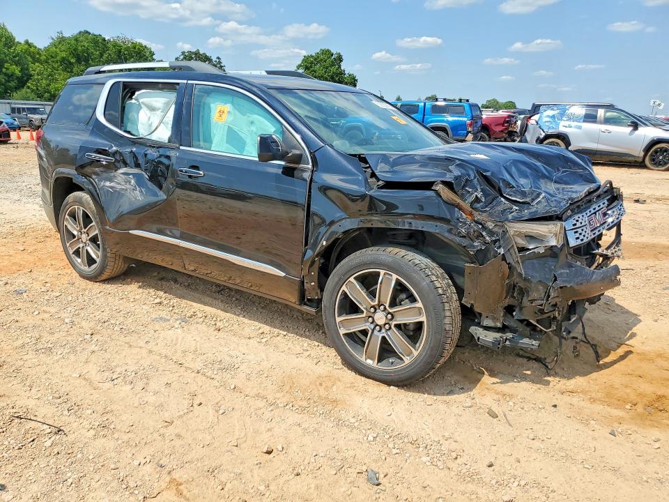 58822866 :رقم المزاد ، 1GKKNXLS3HZ135212 vin ، 2017 Gmc Acadia مزاد بيع