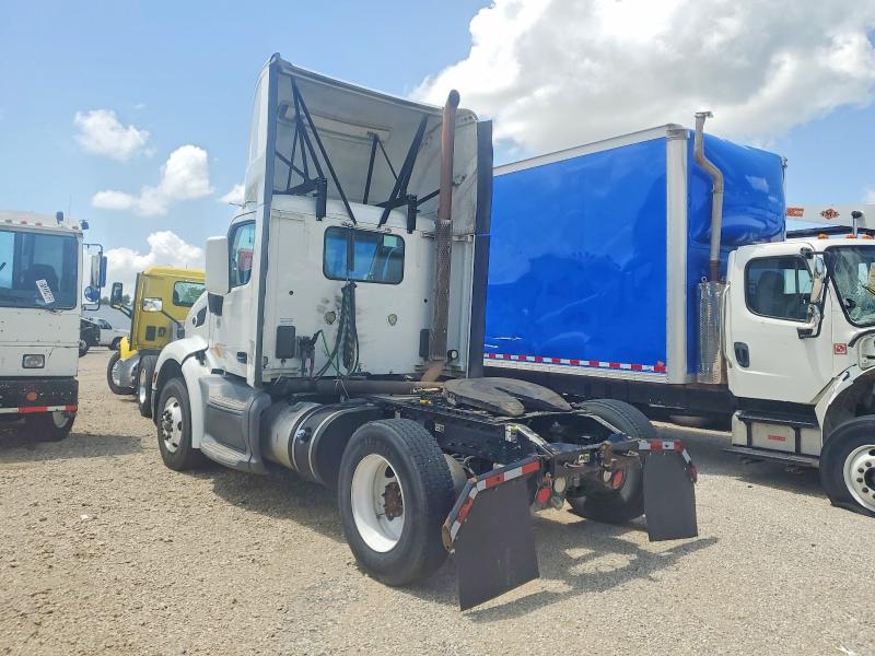 Продажа на аукционе авто 2017 Peterbilt 579, vin: 1XPBA48X6HD409511, номер лота: 53844826