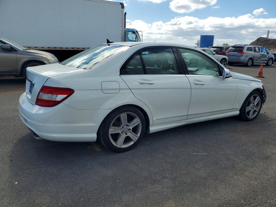 2011 Mercedes-benz C მანქანა იყიდება აუქციონზე, vin: WDDGF5EB1BA510848, აუქციონის ნომერი: 56857946