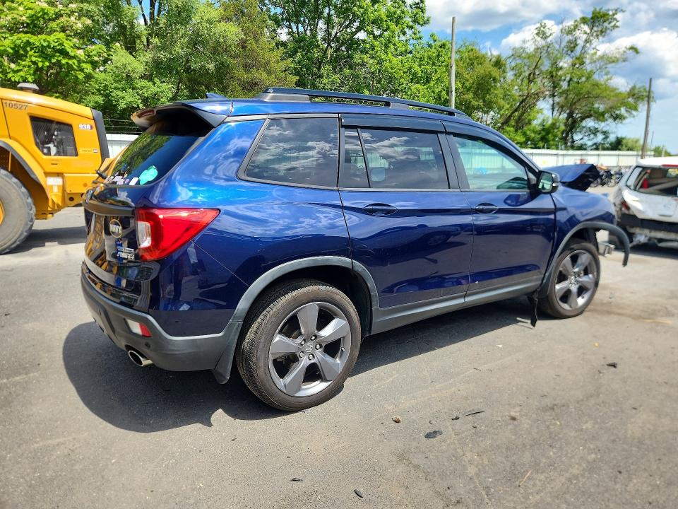 55698946 :رقم المزاد ، 5FNYF8H94MB032038 vin ، 2021 Honda Passport مزاد بيع