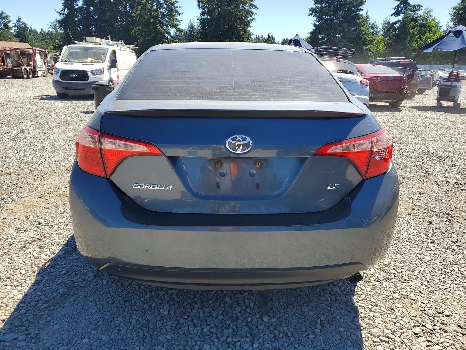 2018 Toyota Corolla მანქანა იყიდება აუქციონზე, vin: 2T1BURHE6JC015871, აუქციონის ნომერი: 57272946