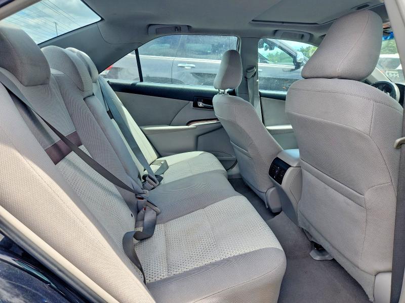 57556726 :رقم المزاد ، 4T4BF1FK7CR174801 vin ، 2012 Toyota Camry مزاد بيع