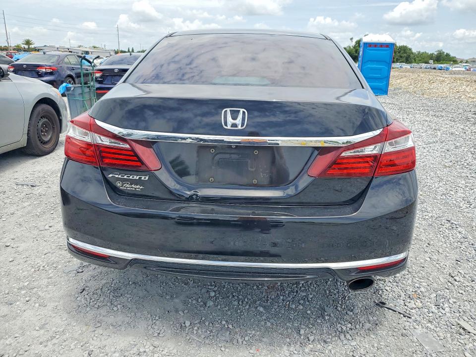 Aukcja sprzedaży 2017 Honda Accord, vin: 1HGCR2F30HA208483, numer aukcji: 55575256