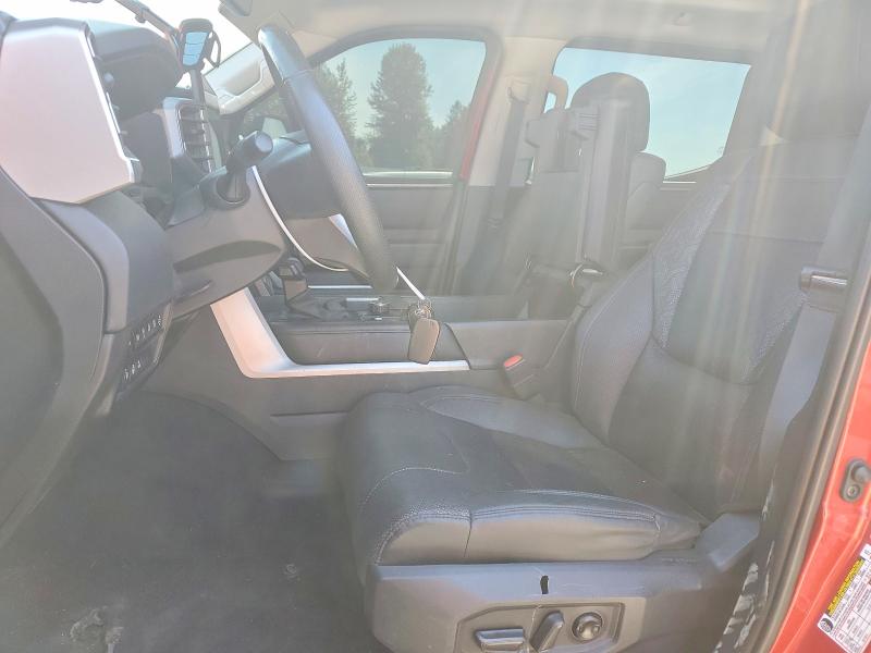 55579026 :رقم المزاد ، 5TFJA5DB0NX026042 vin ، 2022 Toyota Tundra مزاد بيع