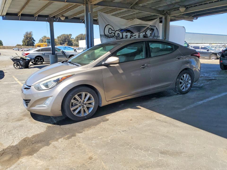 58832296 :رقم المزاد ، 5NPDH4AE7FH614292 vin ، 2015 Hyundai Elantra مزاد بيع
