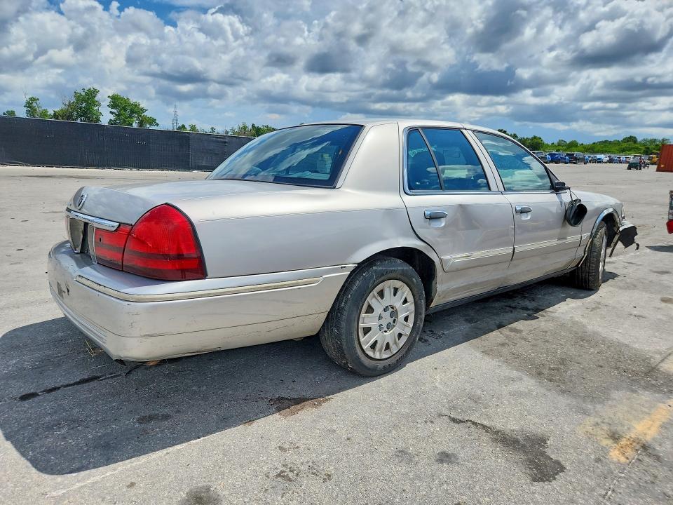 Продажа на аукционе авто 2004 Mercury Grand Marquis, vin: 2MEFM74W74X668924, номер лота: 56812536