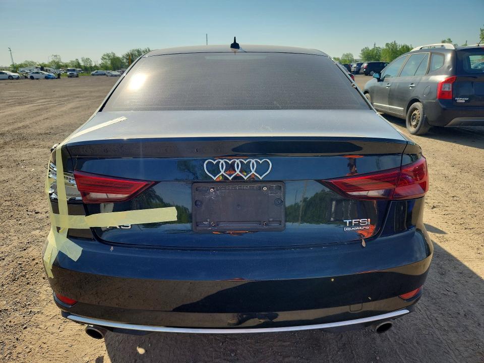 Продажа на аукционе авто 2018 Audi A3, vin: WAUE8GFF9J1035681, номер лота: 55736476