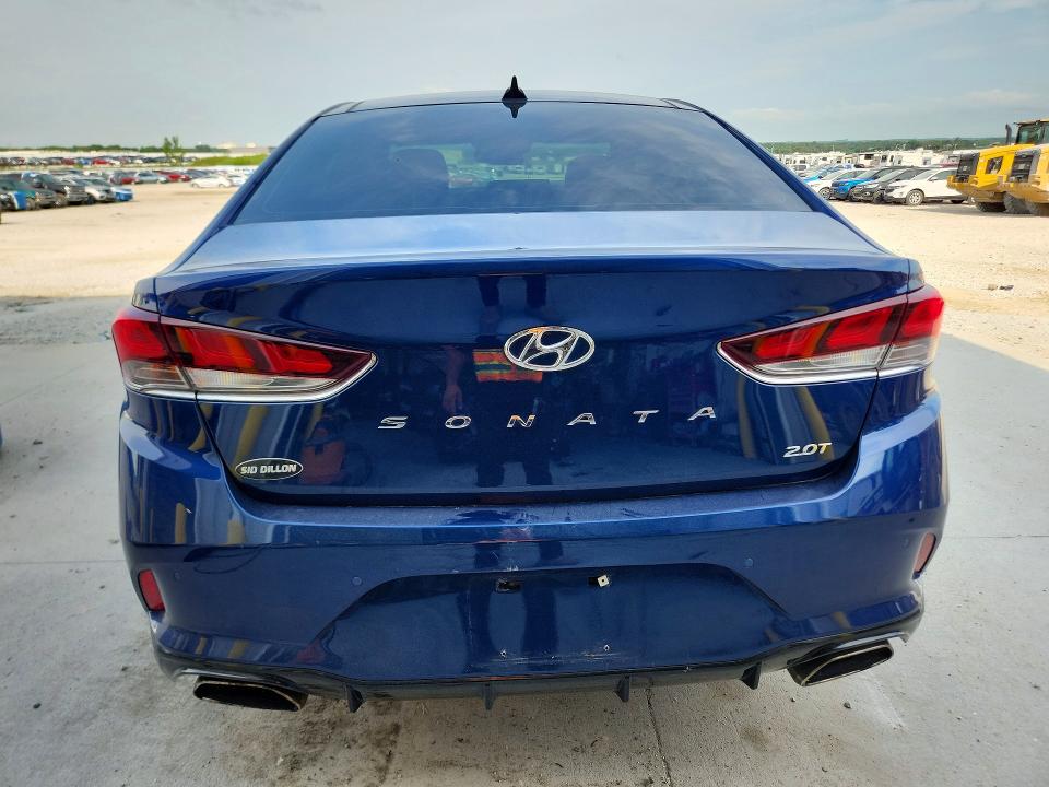 2018 Hyundai Sonata მანქანა იყიდება აუქციონზე, vin: 5NPE34AB2JH723017, აუქციონის ნომერი: 58312036