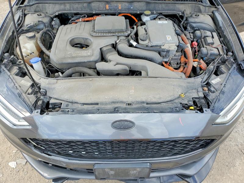 58285196 :رقم المزاد ، 3FA6P0PU3JR258325 vin ، 2018 Ford Fusion مزاد بيع