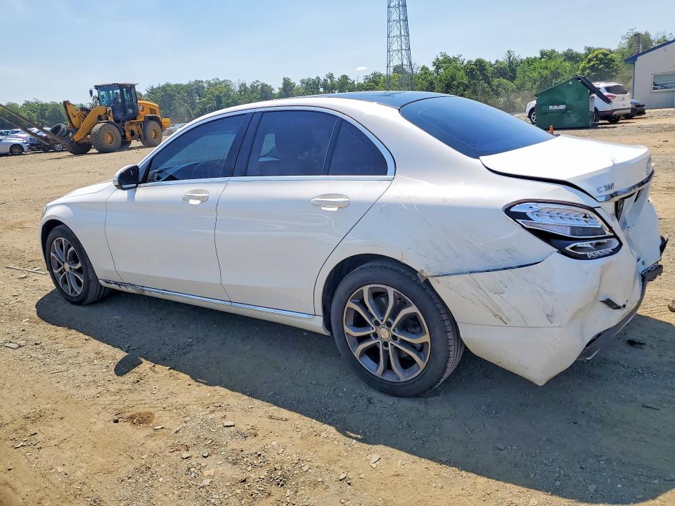 2015 Mercedes-benz C მანქანა იყიდება აუქციონზე, vin: 55SWF4KB3FU010531, აუქციონის ნომერი: 74516435