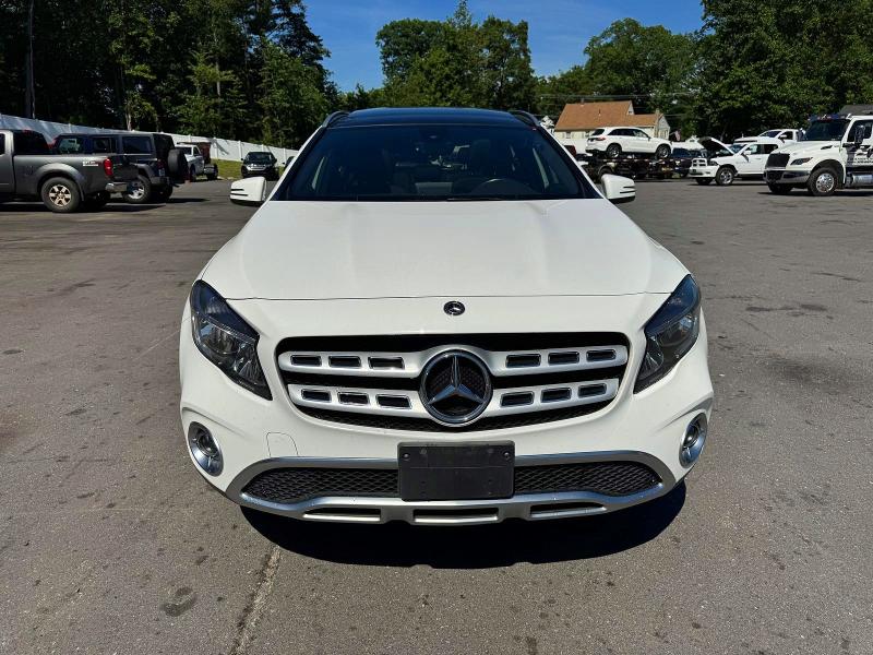 2018 Mercedes-benz Gla მანქანა იყიდება აუქციონზე, vin: WDCTG4GB7JU000217, აუქციონის ნომერი: 56951306