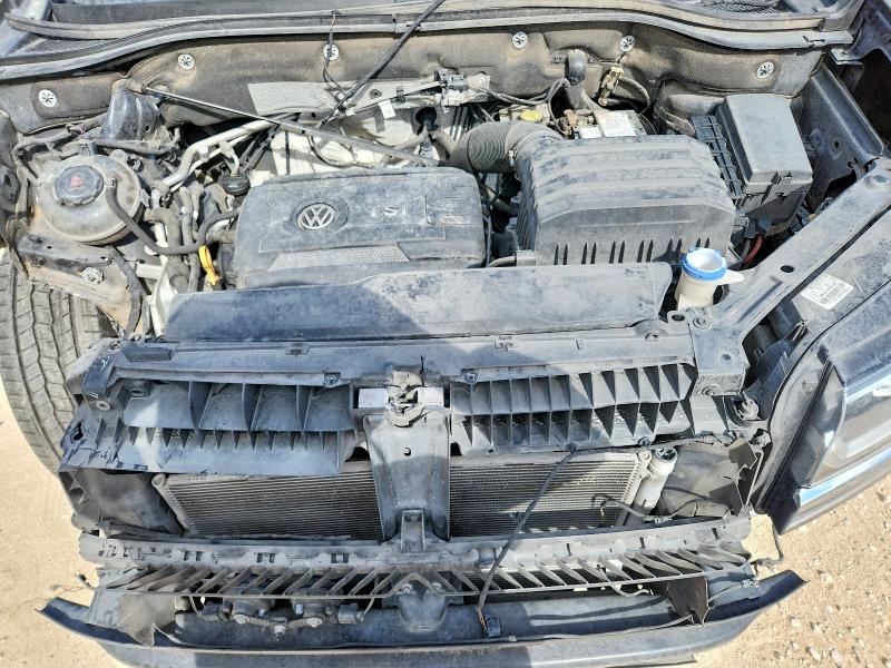 54148796 :رقم المزاد ، 1V2DP2CA7LC501420 vin ، 2020 Volkswagen Atlas مزاد بيع