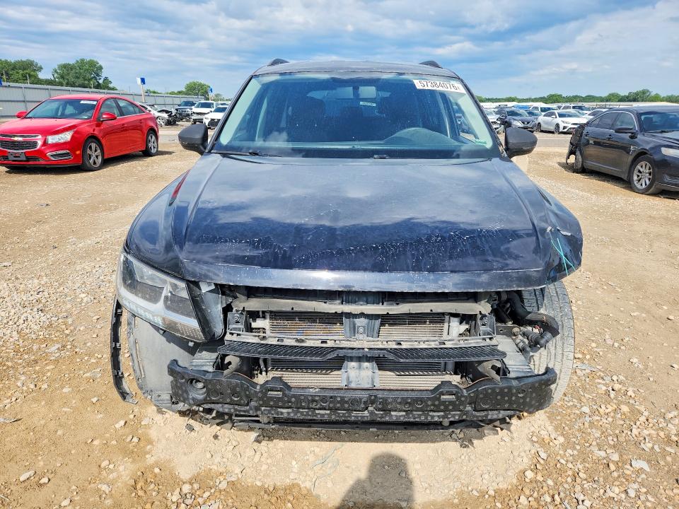 Продажа на аукционе авто 2018 Volkswagen Tiguan, vin: 3VV0B7AX4JM095760, номер лота: 57384076
