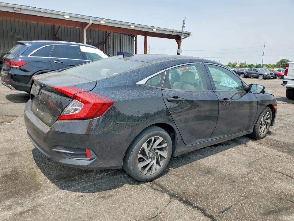 Продаж на аукціоні авто 2017 Honda Civic, vin: 19XFC2F75HE064989, номер лоту: 58588626