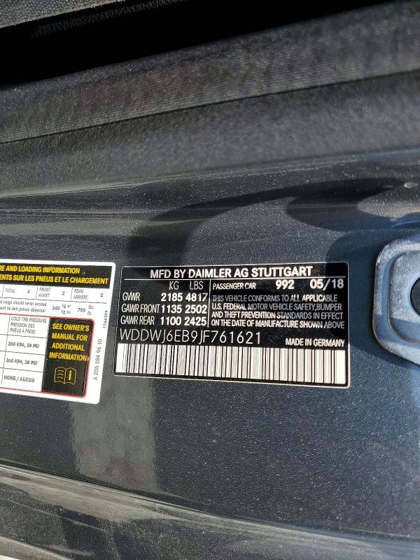 56220576 :رقم المزاد ، WDDWJ6EB9JF761621 vin ، 2018 Mercedes-benz C مزاد بيع