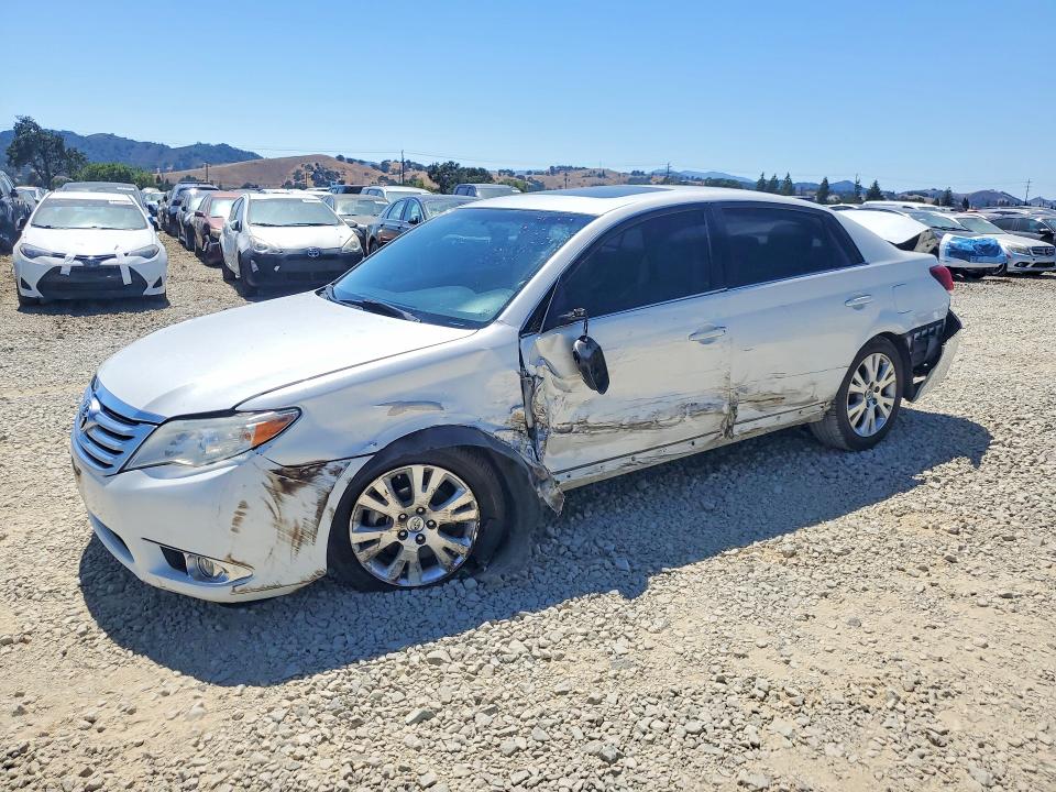 Продажа на аукционе авто 2011 Toyota Avalon, vin: 4T1BK3DB3BU371869, номер лота: 57869486
