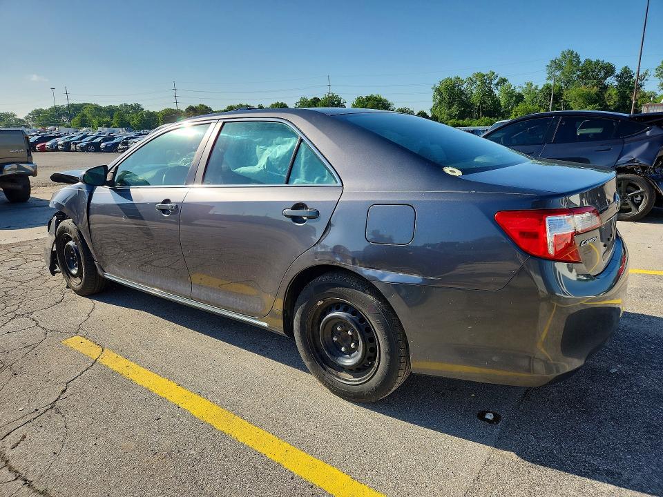 56808866 :رقم المزاد ، 4T1BF1FK3EU359117 vin ، 2014 Toyota Camry مزاد بيع