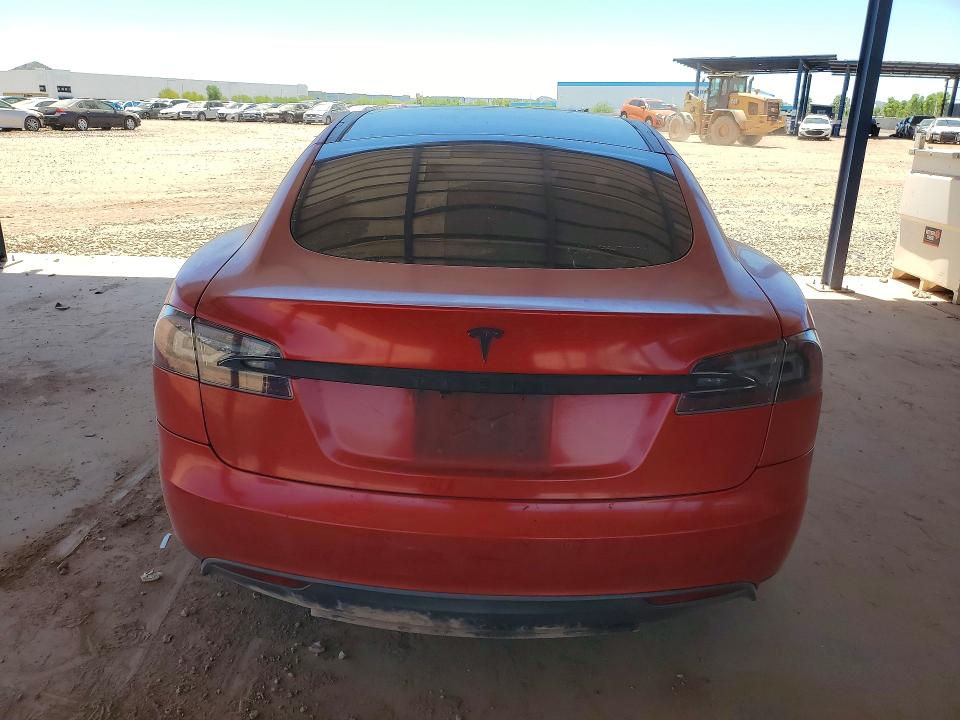 Aukcja sprzedaży 2013 Tesla Model S, vin: 5YJSA1DN9DFP18915, numer aukcji: 56542206