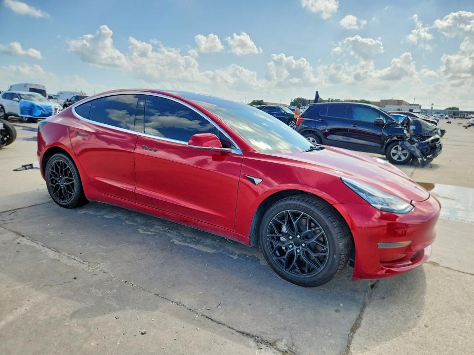 56491826 :رقم المزاد ، 5YJ3E1EAXLF703570 vin ، 2020 Tesla Model 3 مزاد بيع