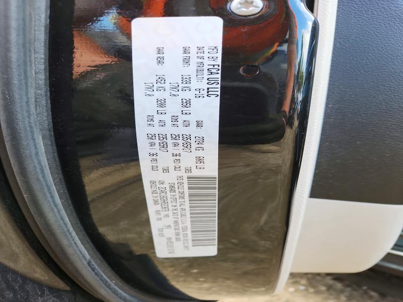 58776866 :رقم المزاد ، 2C4RC1BG8HR523878 vin ، 2017 Chrysler Pacifica مزاد بيع