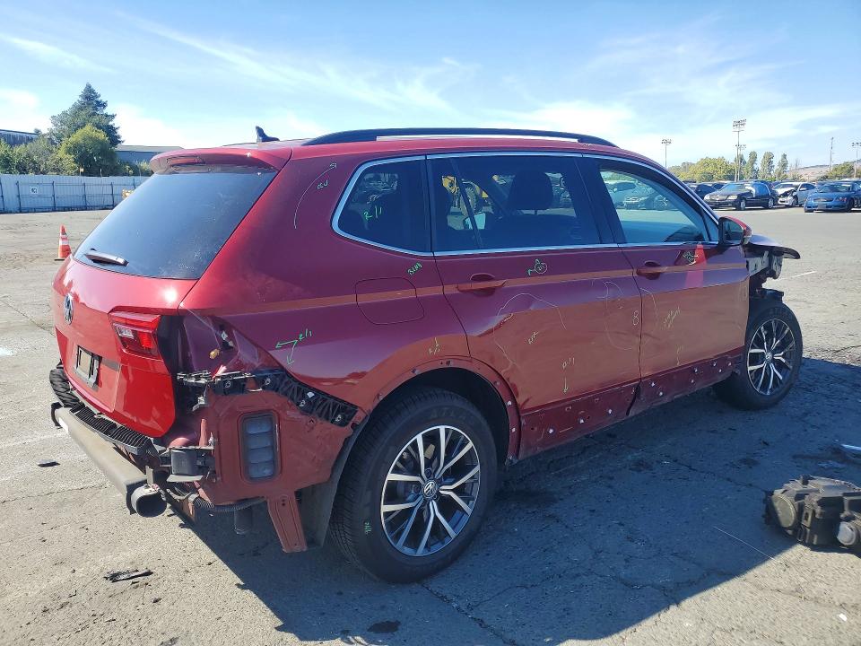 59160386 :رقم المزاد ، 3VV3B7AX5LM006634 vin ، 2020 Volkswagen Tiguan مزاد بيع