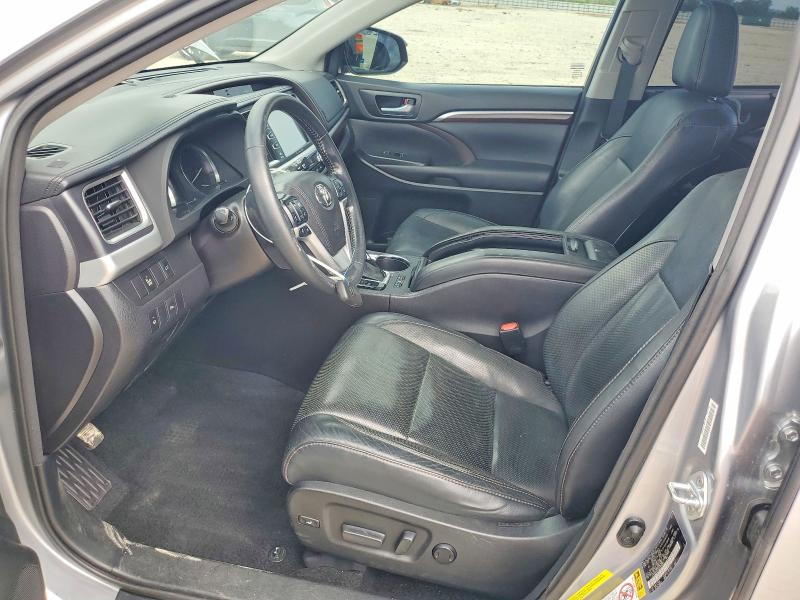 Продажа на аукционе авто 2016 Toyota Highlander, vin: 5TDYKRFH7GS184892, номер лота: 55711586