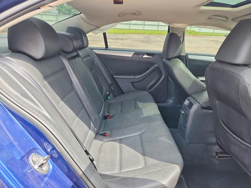 2011 Volkswagen Jetta მანქანა იყიდება აუქციონზე, vin: 3VWGX7AJ7BM072823, აუქციონის ნომერი: 56665906