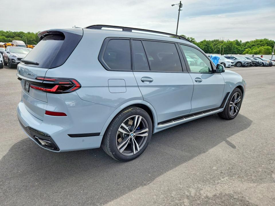 57251736 :رقم المزاد ، 5UX23EM06T9293764 vin ، 2026 Bmw X7 مزاد بيع