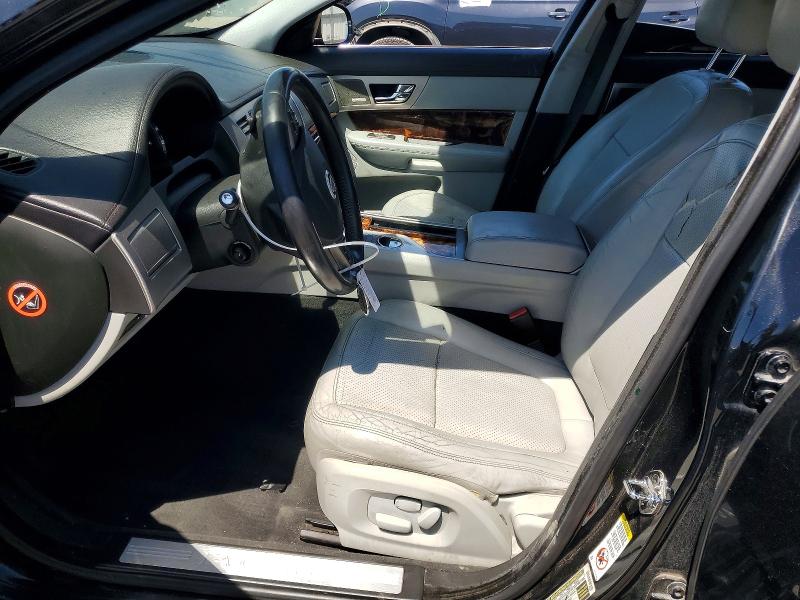 57431106 :رقم المزاد ، SAJWA0GB6ALR49889 vin ، 2010 Jaguar Xf مزاد بيع