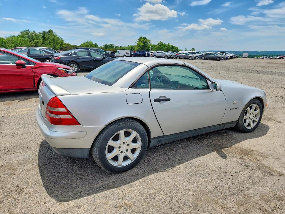 Auction sale of the 1999 Mercedes-benz Slk, vin: WDBKK47F5XF117504, lot number: 58211666