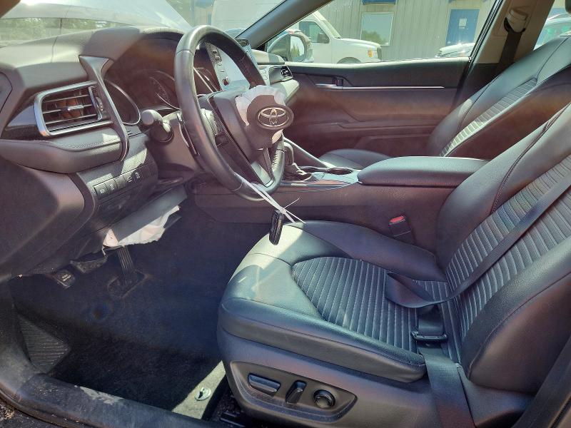 55979866 :رقم المزاد ، 4T1T11AK9MU486611 vin ، 2021 Toyota Camry مزاد بيع