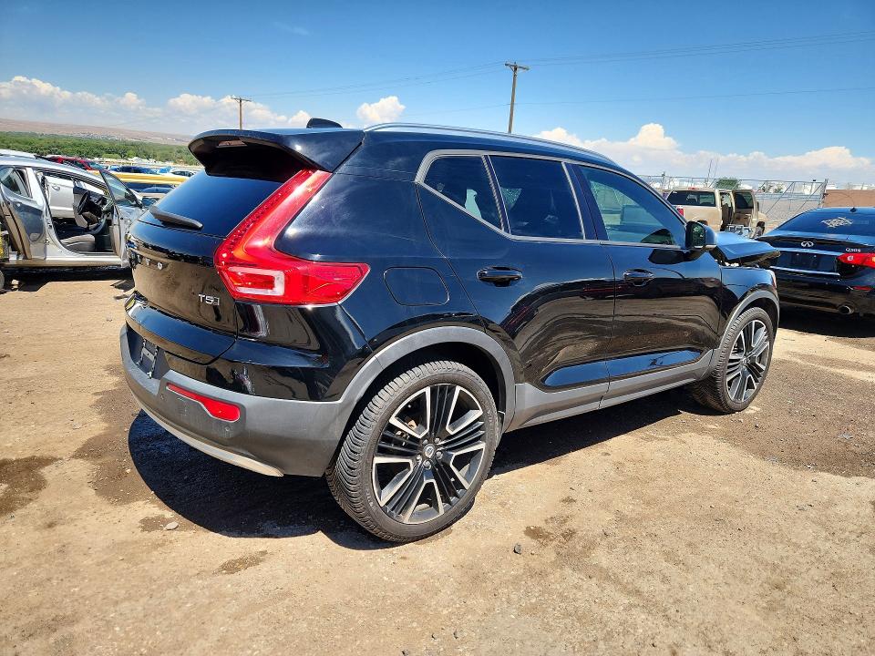 2020 Volvo Xc40 მანქანა იყიდება აუქციონზე, vin: YV4162UK9L2263300, აუქციონის ნომერი: 57180256