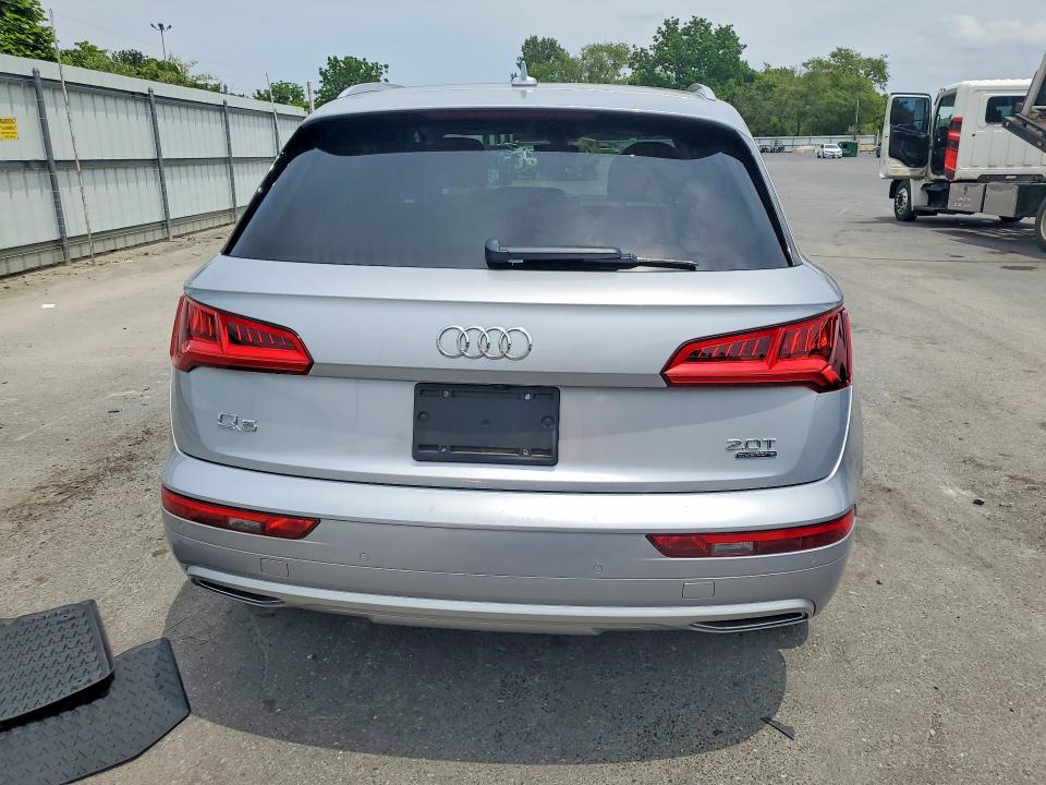2018 Audi Q5 მანქანა იყიდება აუქციონზე, vin: WA1BNAFY4J2125385, აუქციონის ნომერი: 58819866