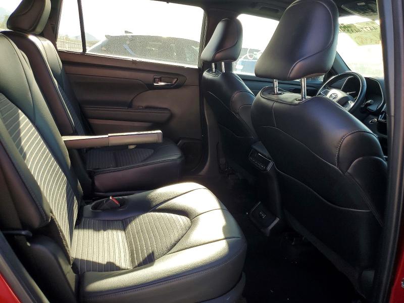Продажа на аукционе авто 2024 Toyota Highlander, vin: 5TDKDRAH5RS532795, номер лота: 55707196