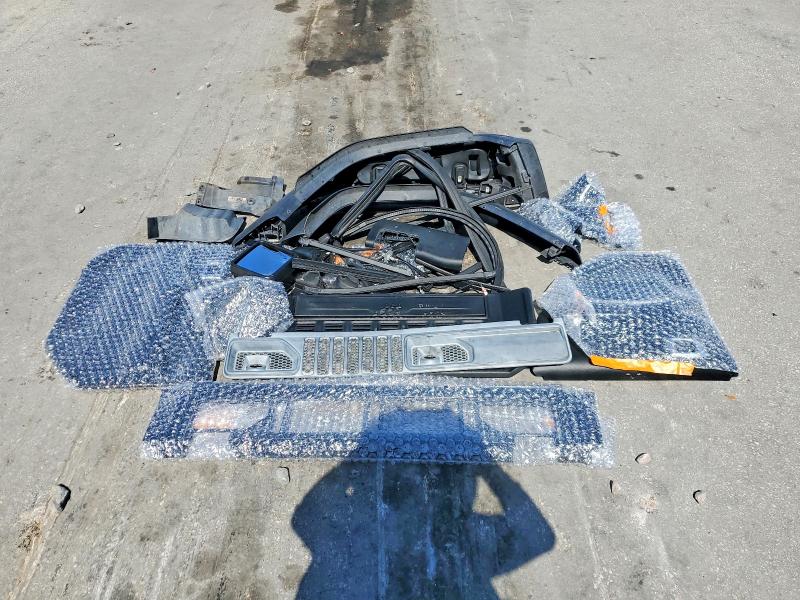 58535106 :رقم المزاد ، 1C4HJXDG0JW177131 vin ، 2018 Jeep Wrangler Unlimited مزاد بيع