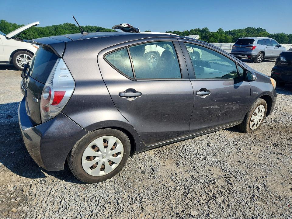Продажа на аукционе авто 2012 Toyota Prius C, vin: JTDKDTB37C1008830, номер лота: 57343536