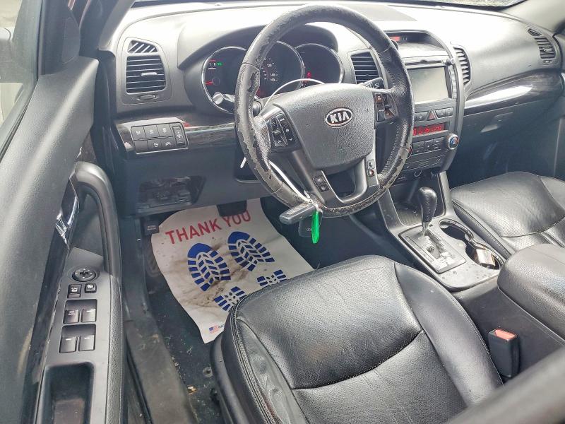56642496 :رقم المزاد ، 5XYKU4A2XBG072647 vin ، 2011 Kia Sorento مزاد بيع