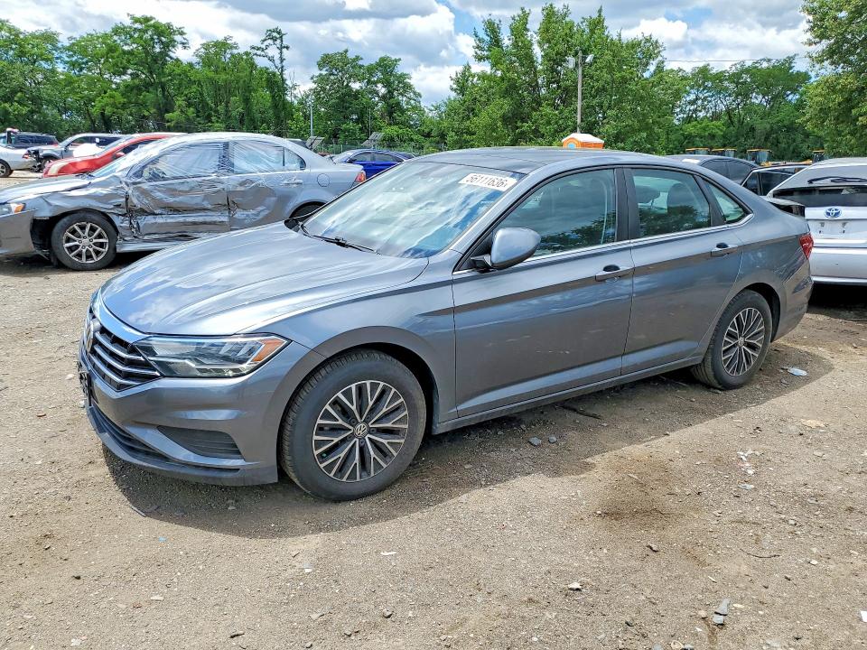 56111636 :رقم المزاد ، 3VWC57BU9MM079174 vin ، 2021 Volkswagen Jetta مزاد بيع