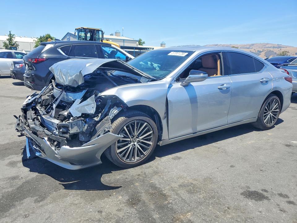 2025 Lexus Es 300h მანქანა იყიდება აუქციონზე, vin: 58ADA1C16SU063676, აუქციონის ნომერი: 57051256