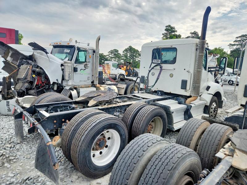59105806 :رقم المزاد ، 1XKZDP9XXHJ168596 vin ، 2017 Kenworth Construction مزاد بيع