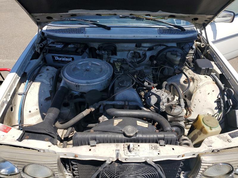 56046706 :رقم المزاد ، WDBAB23A3DB403204 vin ، 1983 Mercedes-benz 240 مزاد بيع