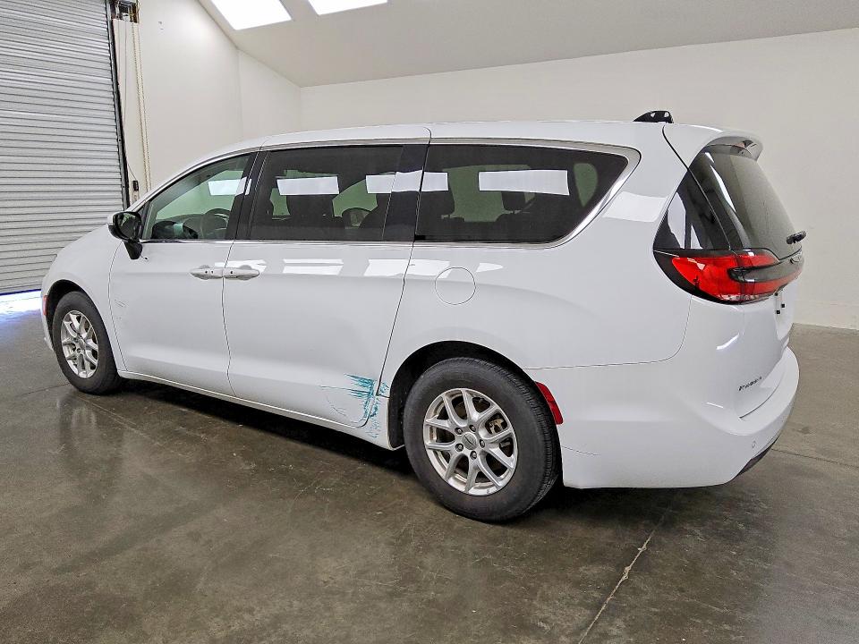 Продаж на аукціоні авто 2023 Chrysler Pacifica, vin: 2C4RC1FG9PR556610, номер лоту: 57423846